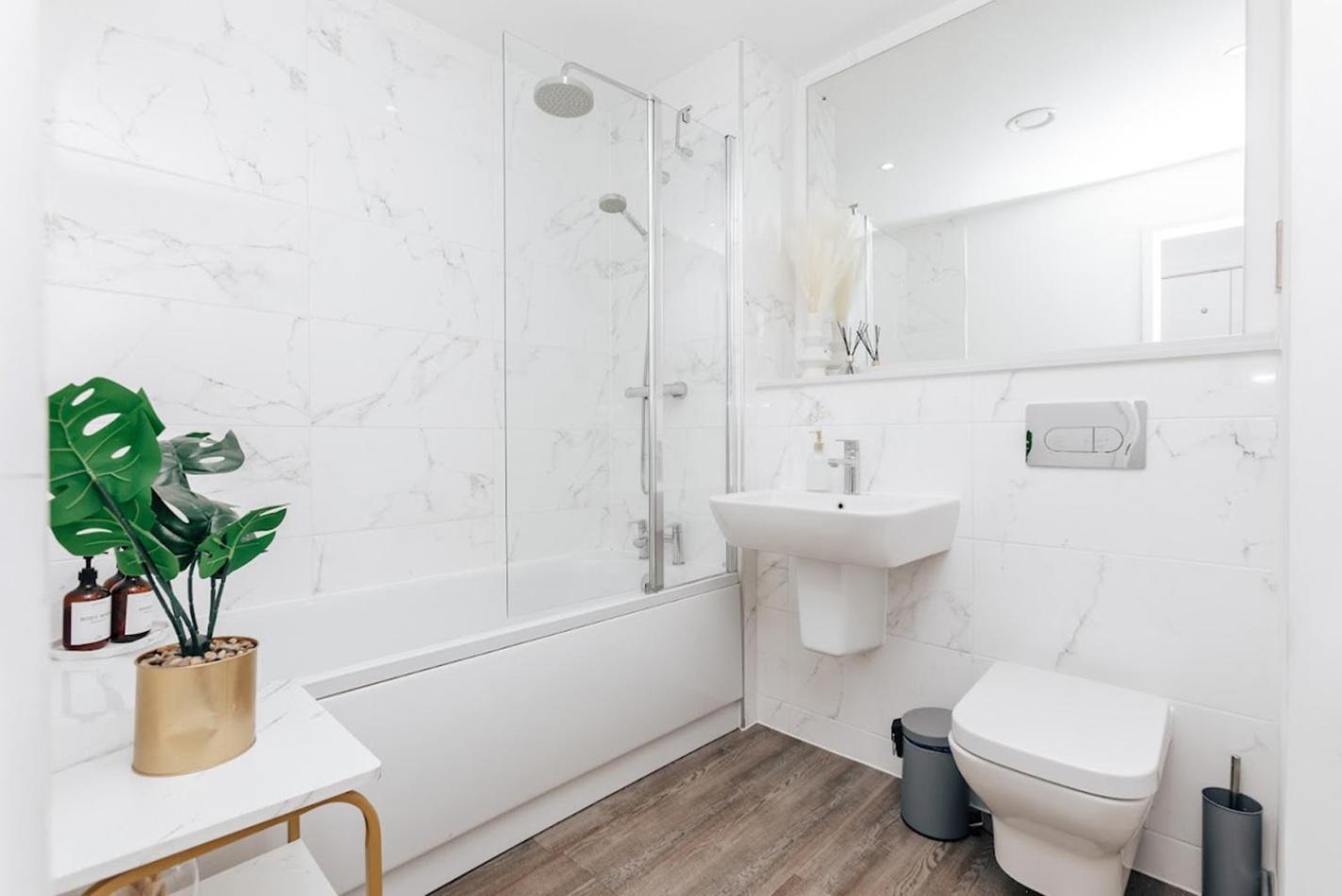 Luxury 2 Bedroom Apartment, Broad Street برمنغهام المظهر الخارجي الصورة